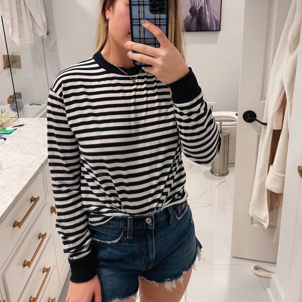 Brandy Melville Sweater